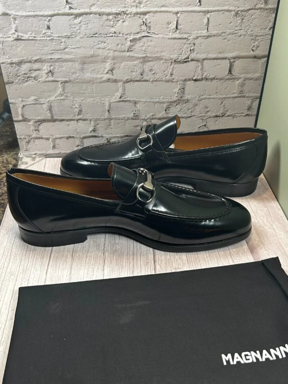 MAGNANNI BIT BUCKLE LOAFERS 10.5